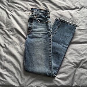 Levi’s classic 501 straight leg jean